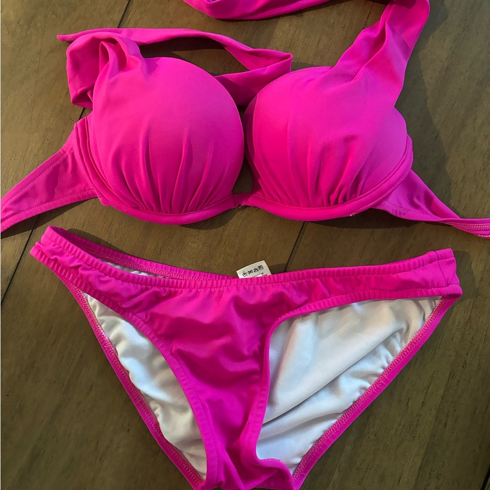 Venus Bikini